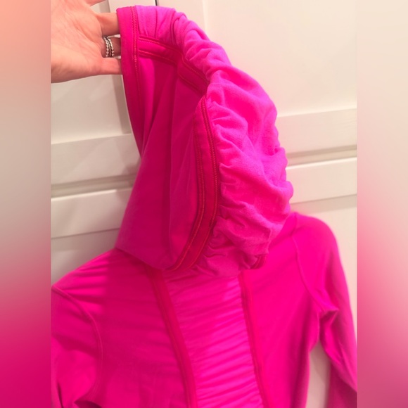 Lululemon Pure Balance Jacket 4 Paris Pink Hooded Stretch Running Gym! EUC! - Picture 9 of 10